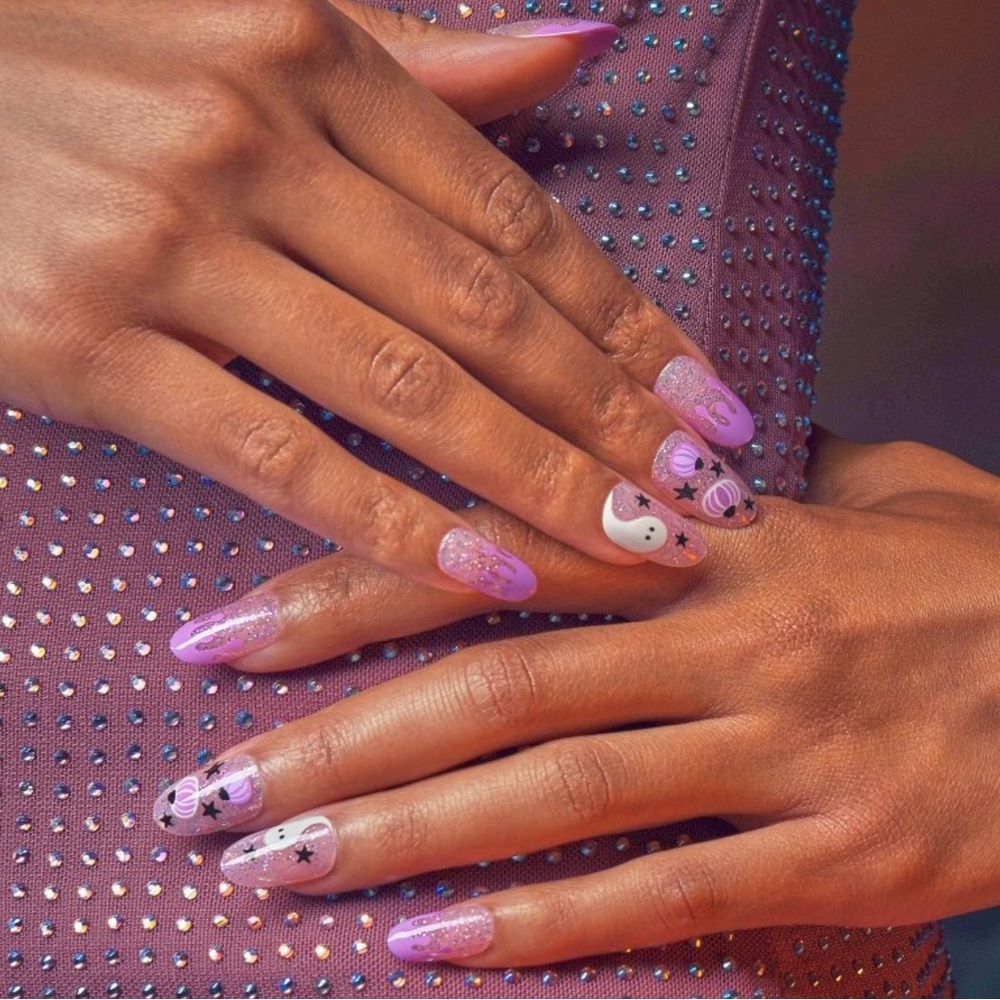 KISS Voguish Fantasy Halloween Nail Set with pumpkins. Brand new! Medium length. - Picture 6 of 10